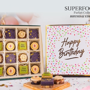 Superfood Parfait - Square [Edycja urodzinowa] | Pudełko prezentowe na urodziny | Wykwintny prezent urodzinowy | Zdrowy prezent urodzinowy | Niepowtarzalny prezent dla smakoszy