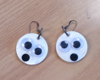 Pendientes novedosos