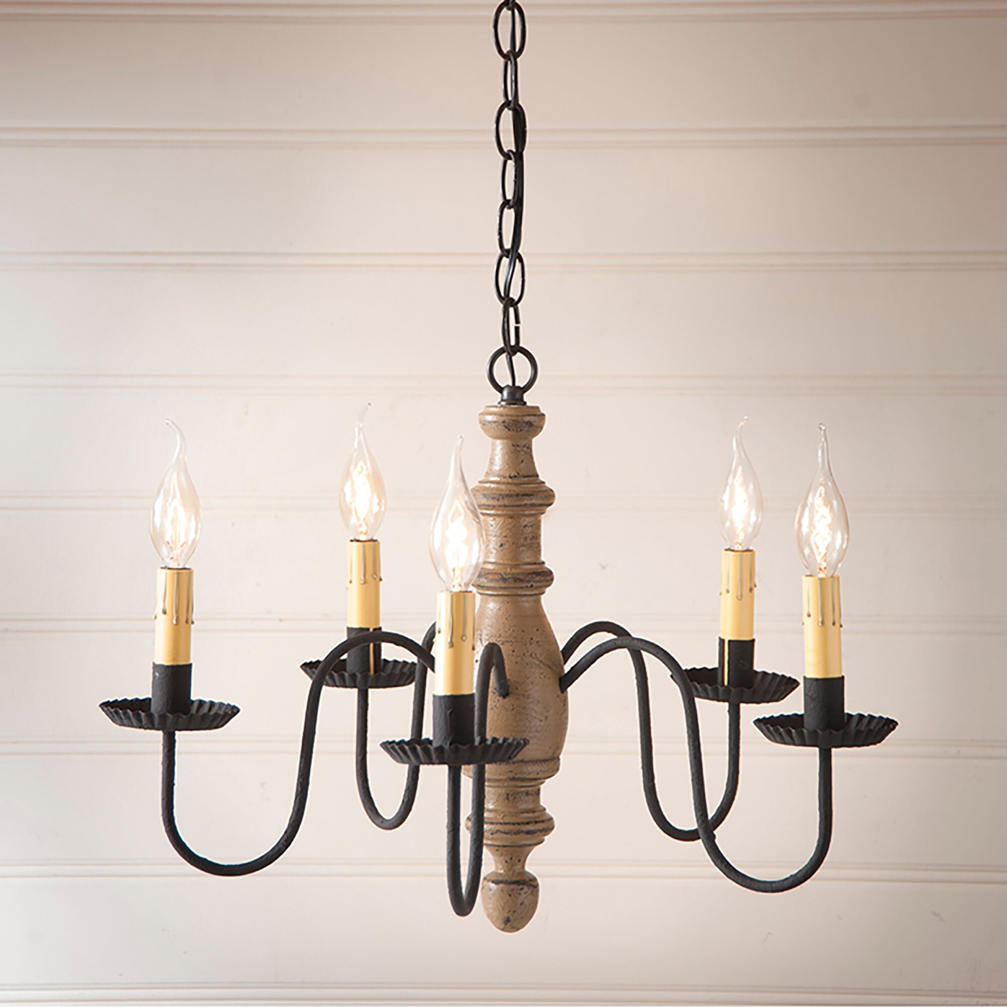 nice Country new Thorndale Pearwood finish wood chandelier ceiling light 