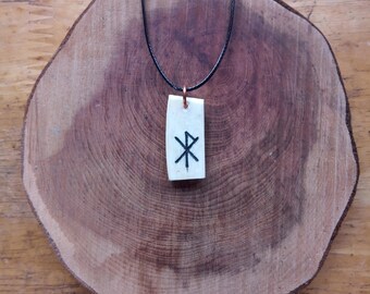 Antler pendant with "Give Love" bindrune