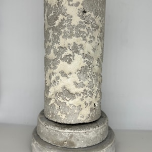 Concrete cylinder art/Textured concrete cylinder/Minimalist tabletop concrete sculpture/Brutalist concrete sculpture/Feather