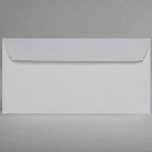 GRIS CLAIR: Lot de 5 enveloppes DIN langC6/5 22,4 x 11,4 cm, non doublé, gaufrage de logo, sans fenêtre de visualisation, autocollant + carte libre (VE5)