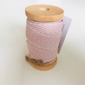 GIFTBAND rosa 4 m más tarjeta gratis de GRUSSKARTEN. Diseño