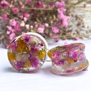 Pink gauges, Yellow and White flower plugs, real flower transparent ear plugs, ear tunnels, Bio base resin Gauges,summer gauges,gift for all