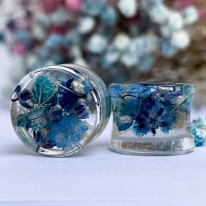 Dark blue and Light Blue gauges, Real flower transparent ear plugs, Ear tunnels, Bio base Gauges, Gift for all, blue gauges, dark gauges