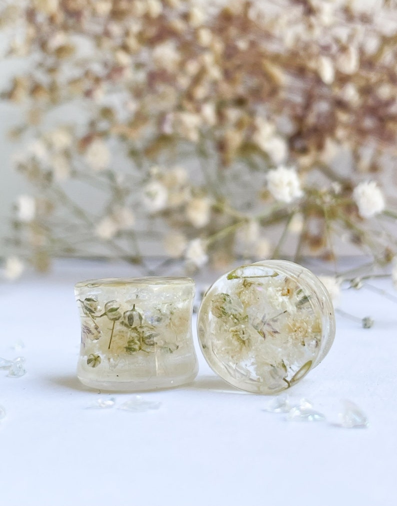 Bouchons floraux blancs, Bouchons d'oreilles transparents avec vraies fleurs, Tunnels auriculaires, Jauges BIO, Cadeau pour tous, Jauge de mariage, Bouchons naturels image 5