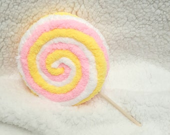 Easter/Spring Yarn Wrapped  Lollipop, Pink Lemonade Decor, Yellow, Pink and White Fake Pop, Easter Basket Filler, Wreath Embellishment,