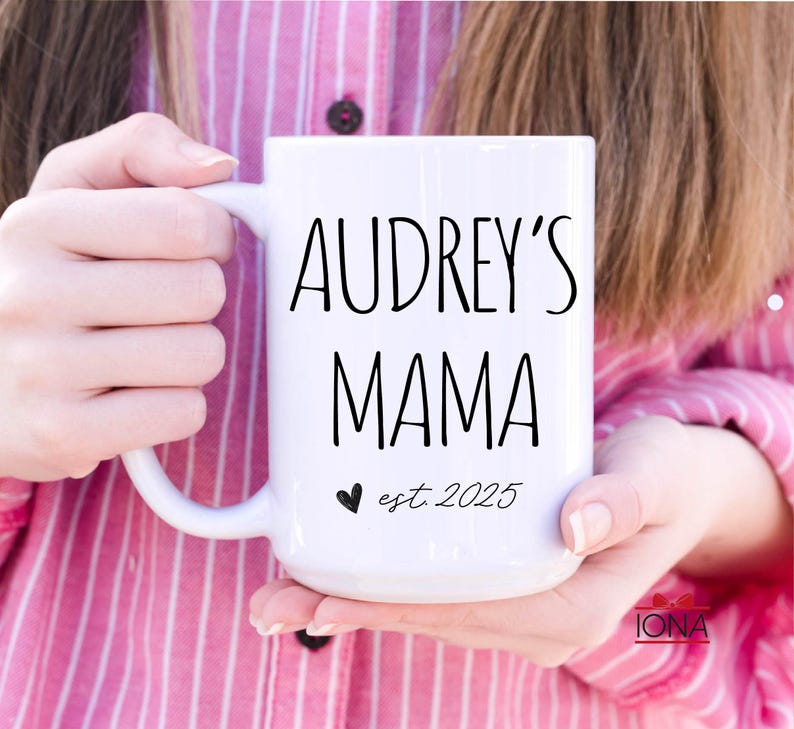 Taza para mamá, ideas de regalo para mamá primeriza, regalo para nuevos padres, taza de café para mamá, taza de café personalizada, idea de regalo personalizada para el Día de la Madre imagen 6