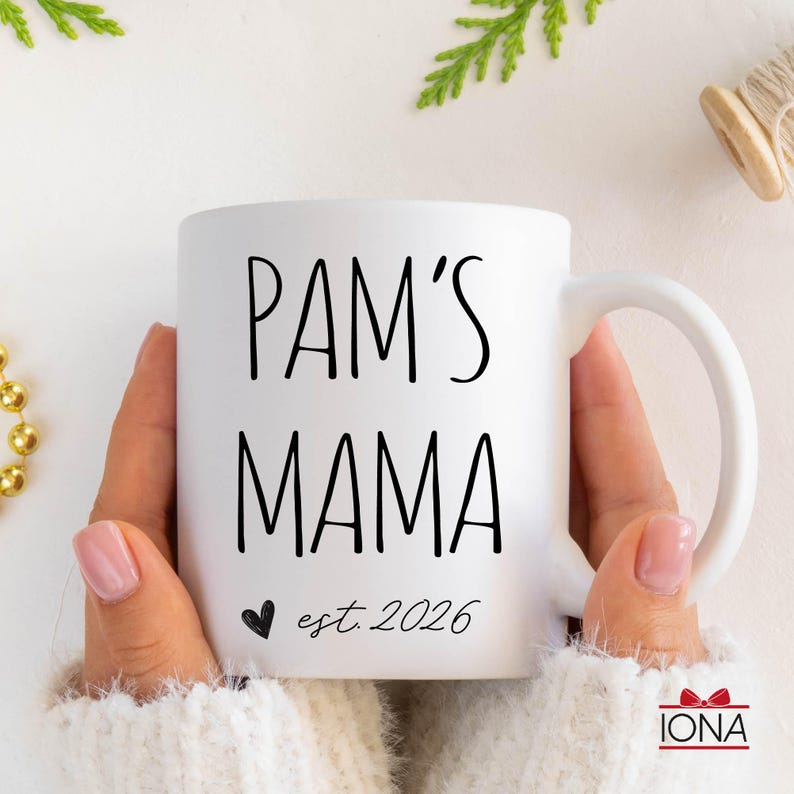 Taza para mamá, ideas de regalo para mamá primeriza, regalo para nuevos padres, taza de café para mamá, taza de café personalizada, idea de regalo personalizada para el Día de la Madre imagen 2