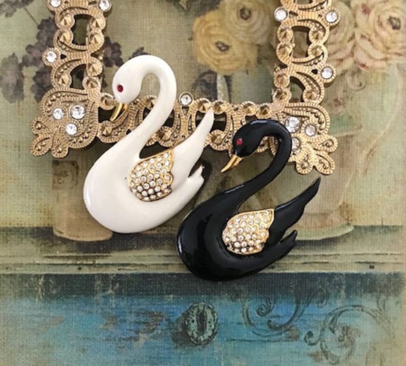 Assemblage Jewelry Vintage Rhinestone Enamel Swan Brooch Animal Brooch Victorian Enamel Brooch