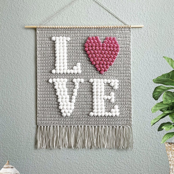 Crochet Love Wall Hanging Pattern • Heart Crochet Wall Hanging Pattern • Valentines Day Pattern • PDF Digital Download