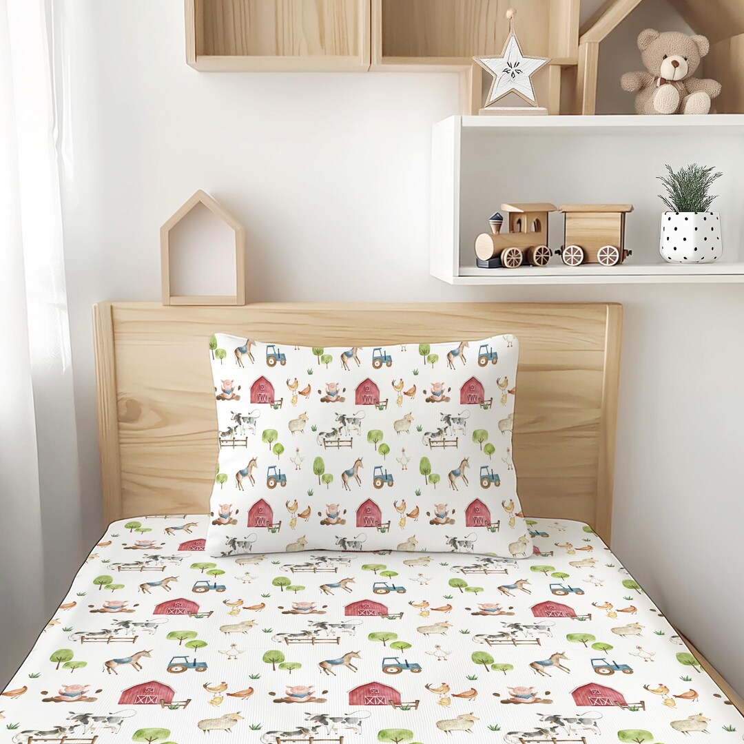 Farm Pillowcase, Barnyard Animals Childrens Bedding, Farmhouse Kids ...