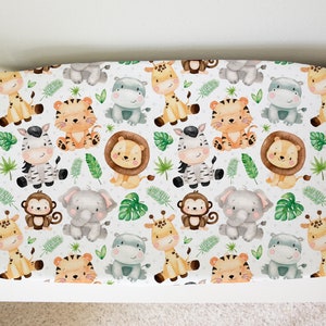Safari Changing Pad Cover, Boy changing pad cover, Jungle nursery decor, Changing table cover, Baby room gift - SaE