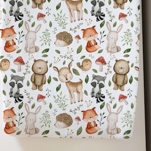 Woodland changing pad cover, Forest animals changing pad, Woodland nursery, New baby gift, Woodland crib bedding, Woodland baby room - MaF