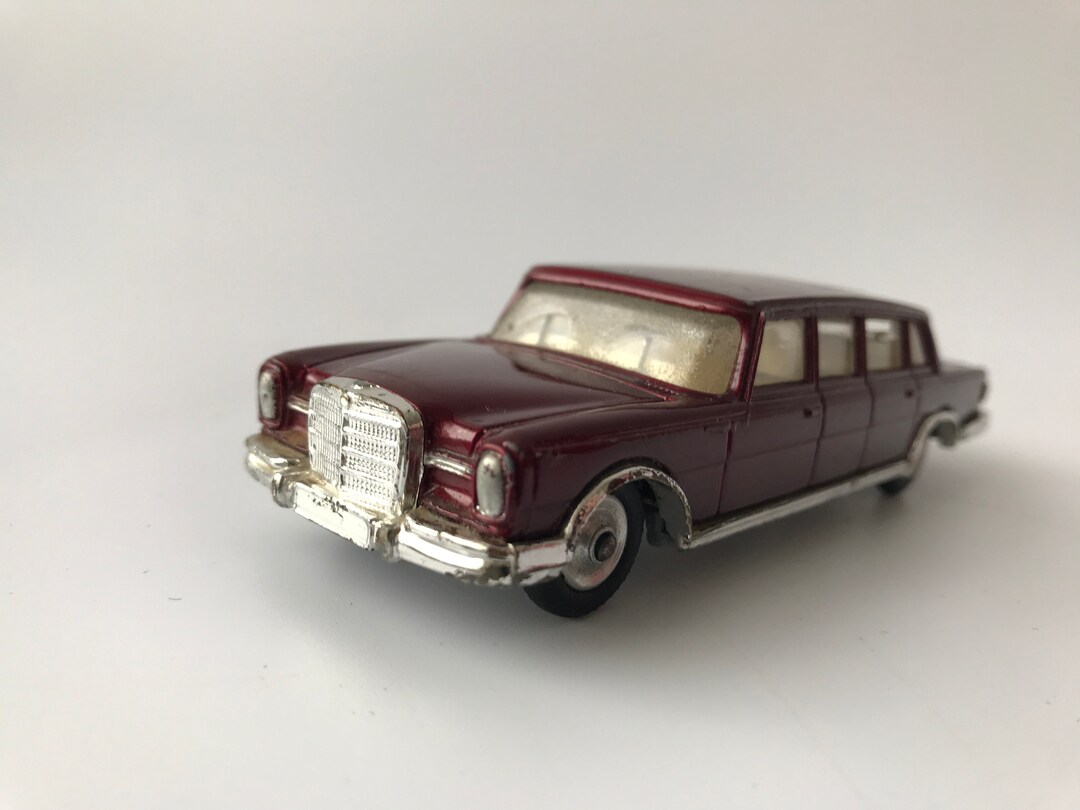 コーギートイズ メルセデスベンツ 600 プルマン Mercedes-Benz Pullman (247) – Corgi Model Club USA