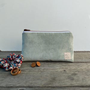 Kleine Kosmetiktasche | Cord salbei