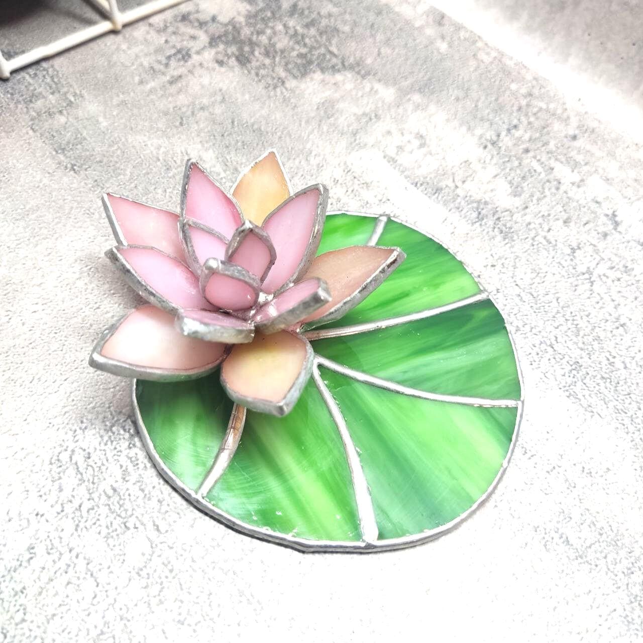 ステンドグラスの蓮の3D、睡蓮の花、ピンクの蓮の植物の装飾 - Etsy 日本