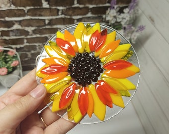 Sunflower fusing, flower suncatcher, unique sun catcher, fused glass flower, sunflower ornament, sunflower pendant, window hanging decor