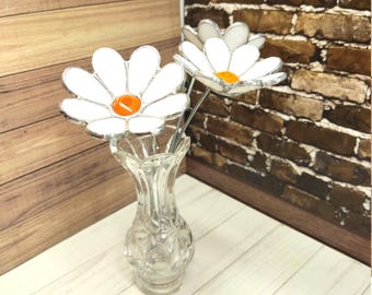 Stained glass chamomile, 3D flower garden decor stem, gift for wife