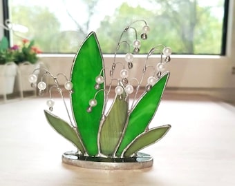 Stained Glass Lily of the Valley Suncatcher, 3D Floral Decor, unique gift for mom
