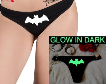 Halloween Fledermaus Tanga, Vampir Fledermaus gruselige Höschen, schwarze Sexy Tanga, Glow In Dark, Crotchess Dessous, Custom Panty, Sexy Geschenk für Halloween