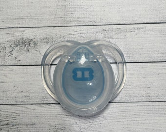 Tommee Tippee Transparent Blue Reborn Magnetic Dummy - self fit magnet