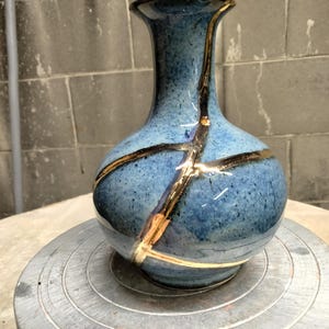 Kintsugi Style Ceramic Small Vase About 6 Inches Tall