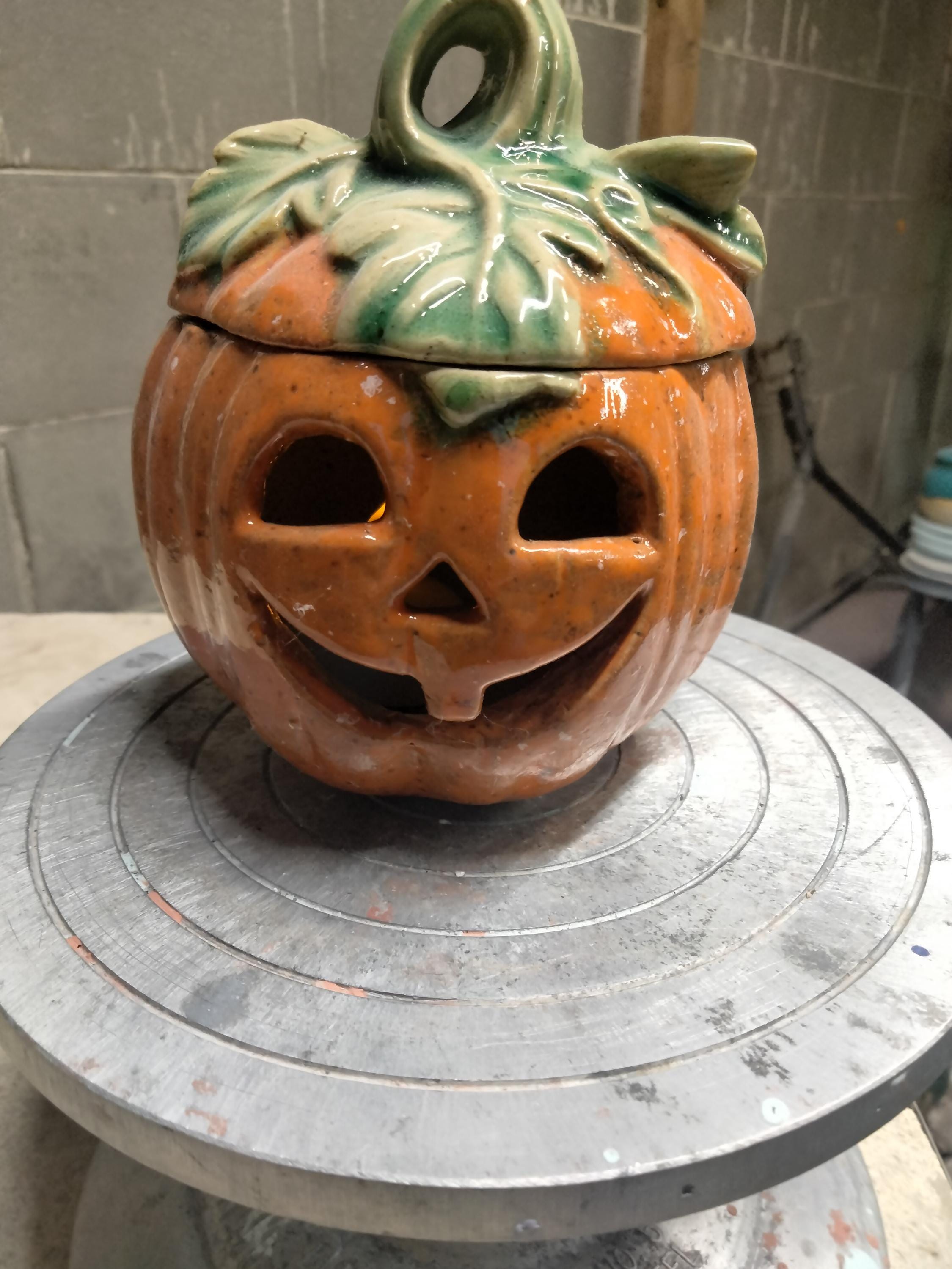 ハーフヘル　ホワイト　ショーティー 目深加工 syakotan1977様 Ceramic Jack O' Lantern With LED Flickering Tea Light - Etsy