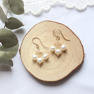 Elegant wire wrapped  freshwater pearls 14kgf feminine jewellery,gifts for wife