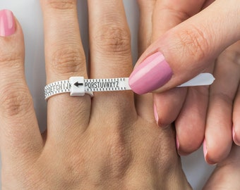 Ring Sizer - UK Ring Size - Check your Ring Finger Size - Adjustable Ring Sizer.