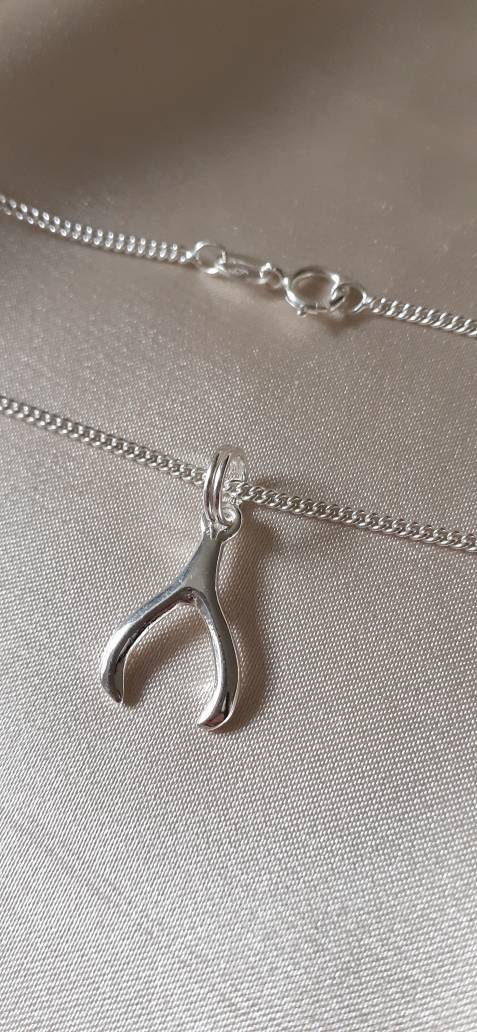 Wishbone Curve CZ Band in 925 Sterling Silver - BOZ Jewelry