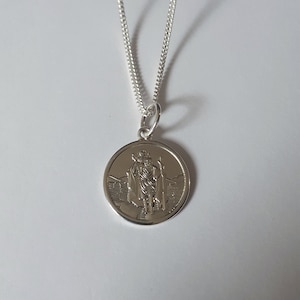 Sterling Silver St. Christopher Necklace, 925 Real Silver St. Christopher Pendant, Medium Round 16mmPendant, Curb Chain, Christian Jewellery