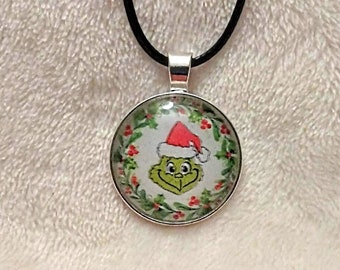 Grinch Necklace - Etsy