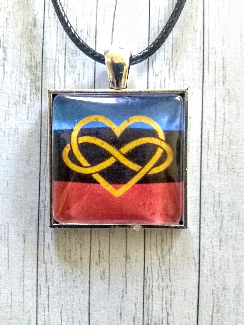 Polyamory flag pendant necklace