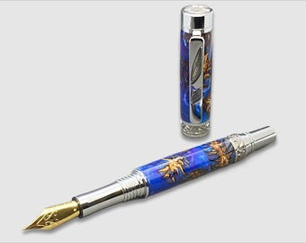 Jr Imperial Fountain Pen in Blue Resin with Embedded Pine Cones