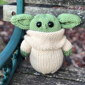 The Child Alien Baby 8 inch Knit Plush