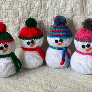 9 Inch Knit Snowman