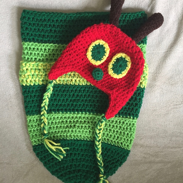 Crochet Pattern - PDF Download - Caterpillar newborn photo set