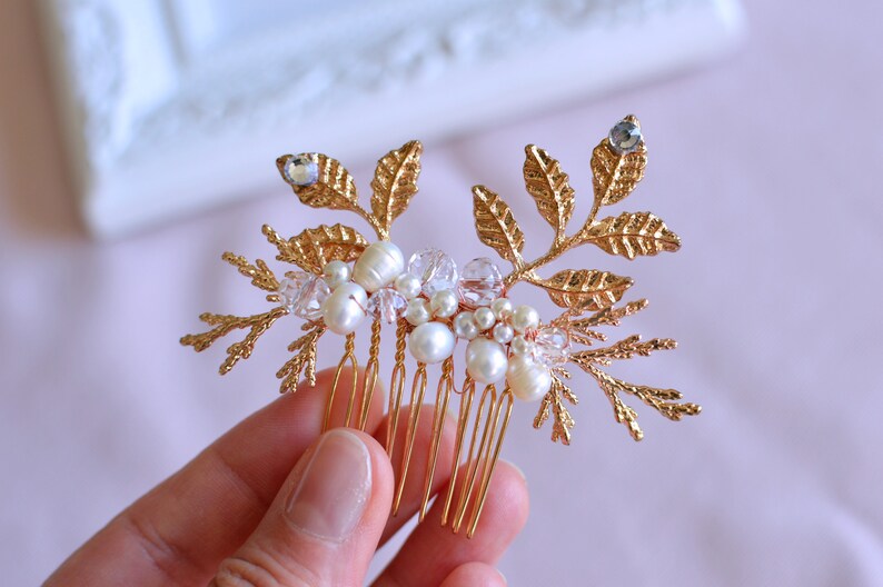 Bridal hair comb Pearl wedding comb Leaf hair comb Pearl crystal hair comb Prom hair piece Gold wedding comb twigs Crystal hair piece