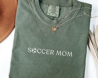Soccer Mom Shirt Comfort Colors®, Soccer Mama T-shirt, Soccer Mom Gift, Soccer T shirt, Soccer Mama Shirt, Minimalist Soccer Shirt, Game Day