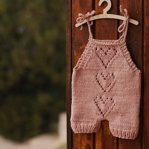 ROSE Romper PDF Pattern, Knitting Pattern, Photo Prop Pattern, Newborn Romper Pattern