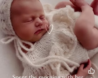 Patrón PDF de mono BASIA, patrón de tejido Aran, patrón de accesorio fotográfico, patrón de mono con volantes para recién nacido