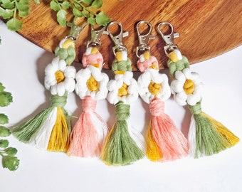Handmade macrame flower keychains. 100% cotton. boho chic gifts for her.