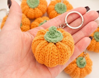 Porte-clés citrouille au crochet. porte-clés automne et halloween