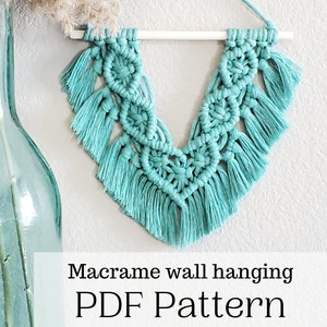 Macrame wall hanging pdf pattern, beginner macrame tutorial, DIY macrame step by step, DIY boho decor, diy craft home decor. English only