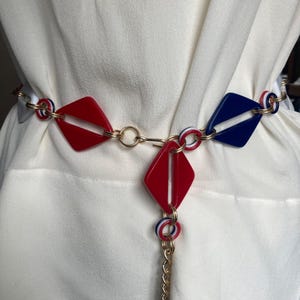 Vintage Red White Blue Chain Belt Plastic Diamonds Gold Tone Links 31 Inch Adj
