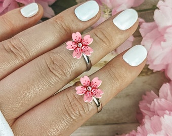 Kirschblüte Ring handbemalt mit Emaille vergoldete Sakura Blüte Größenverstallbar