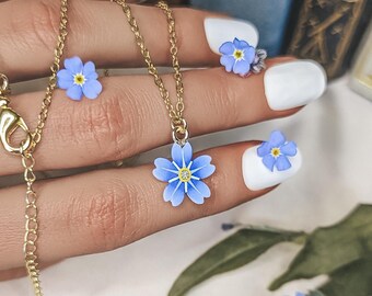 Forget-me-not necklace enamel flower 18k gold plated stainless steel chain hand-painted blossom