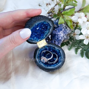 Blaue Glas Kristall Verlobungsring Box, Handgefertigte Glas Druse Box, Verlobung und Hochzeit Geschenk, Inspiriert von einer Achat Geode image 7