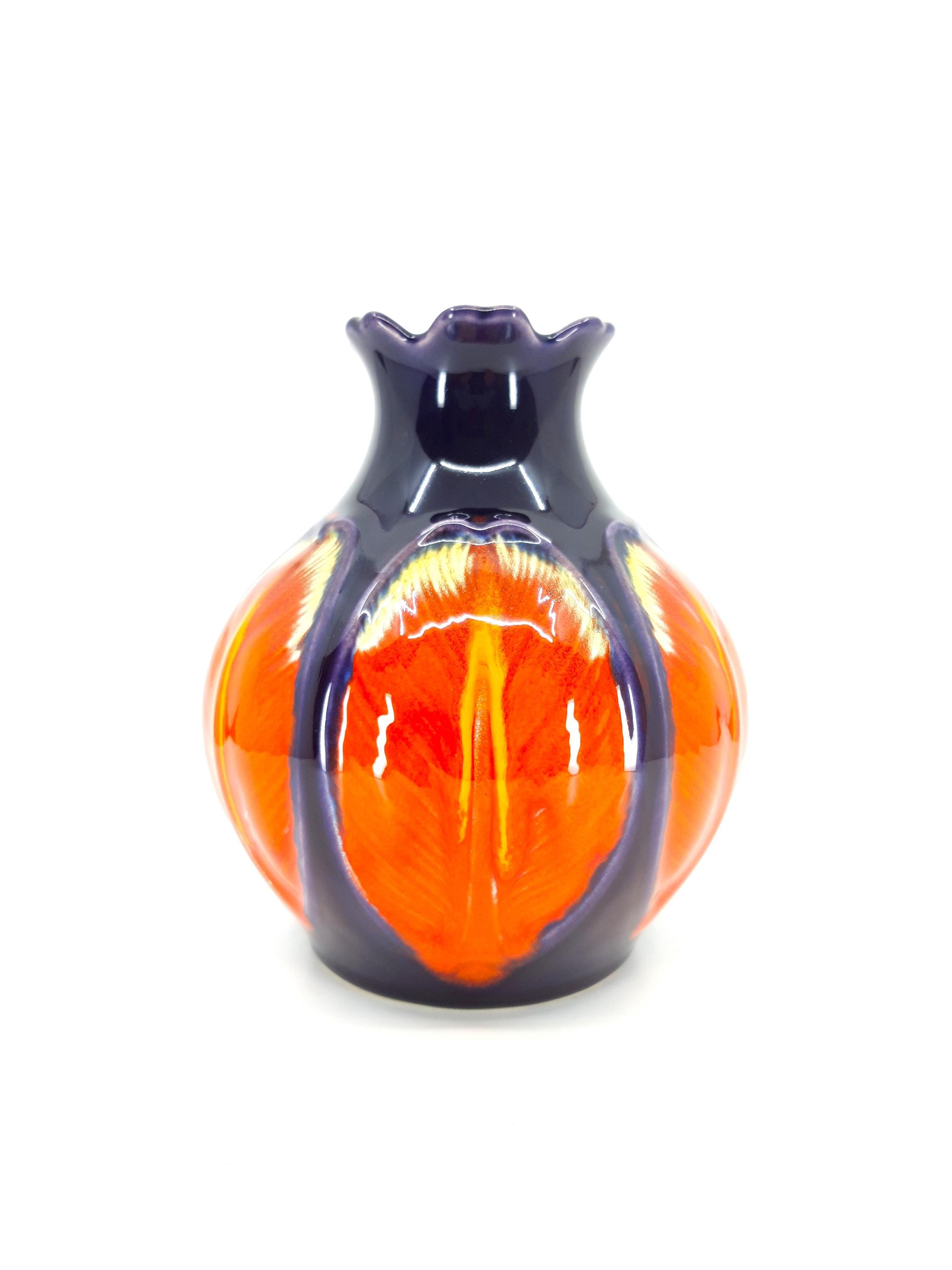 ドイツのフッチェンロイター陶器の花瓶 - Etsy 日本